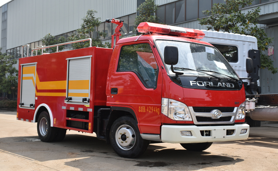 消防車廠家說(shuō)說(shuō)小型和微型消防車有哪些優(yōu)勢(shì)？