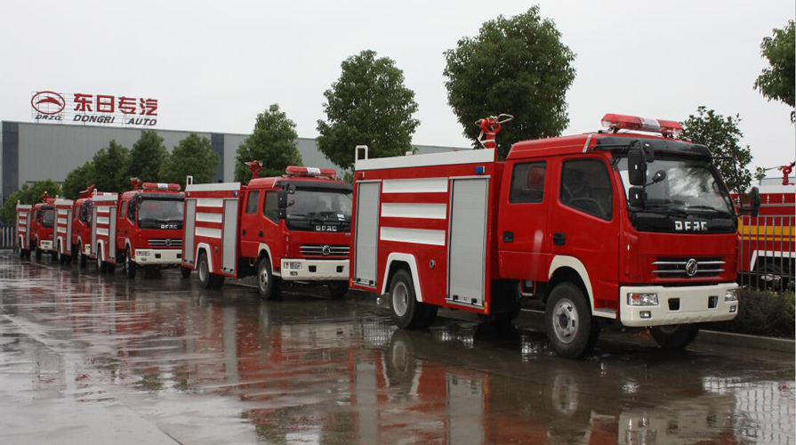 消防車廠家談?wù)勏儡囎詣?dòng)脫離充電充氣系統(tǒng)安裝及使用說(shuō)明